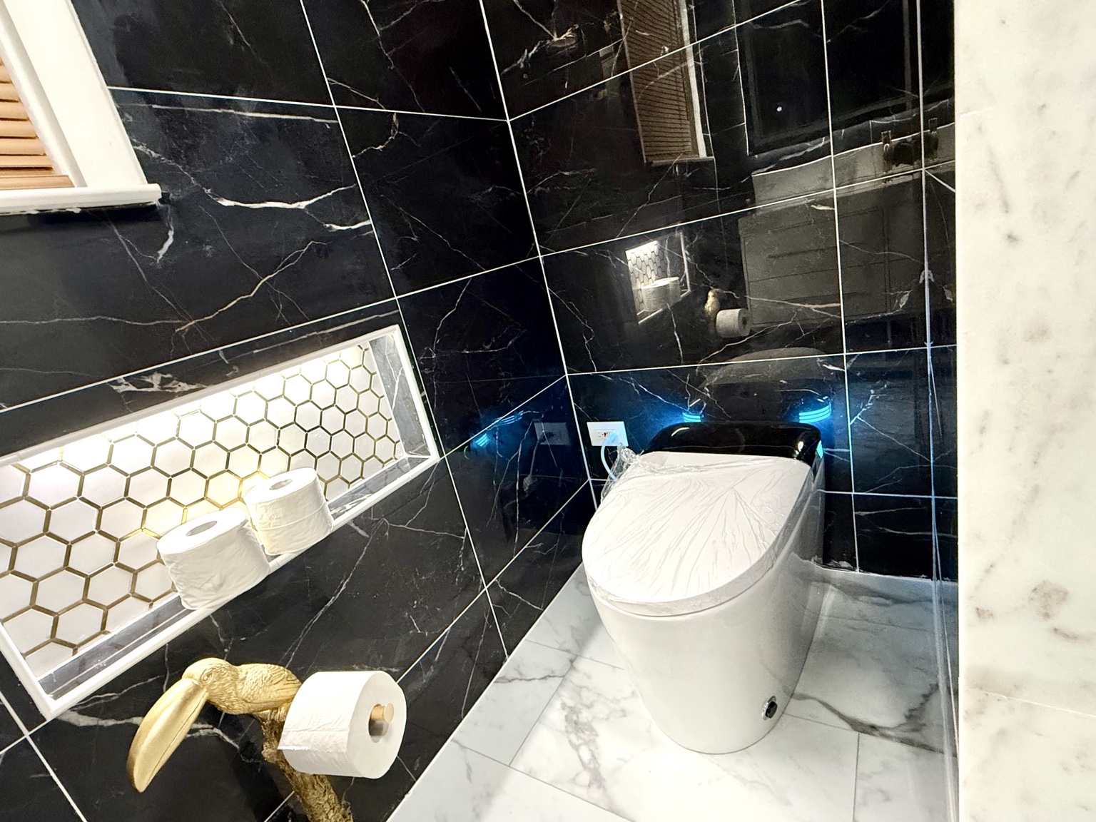 Black marble bathroom tile